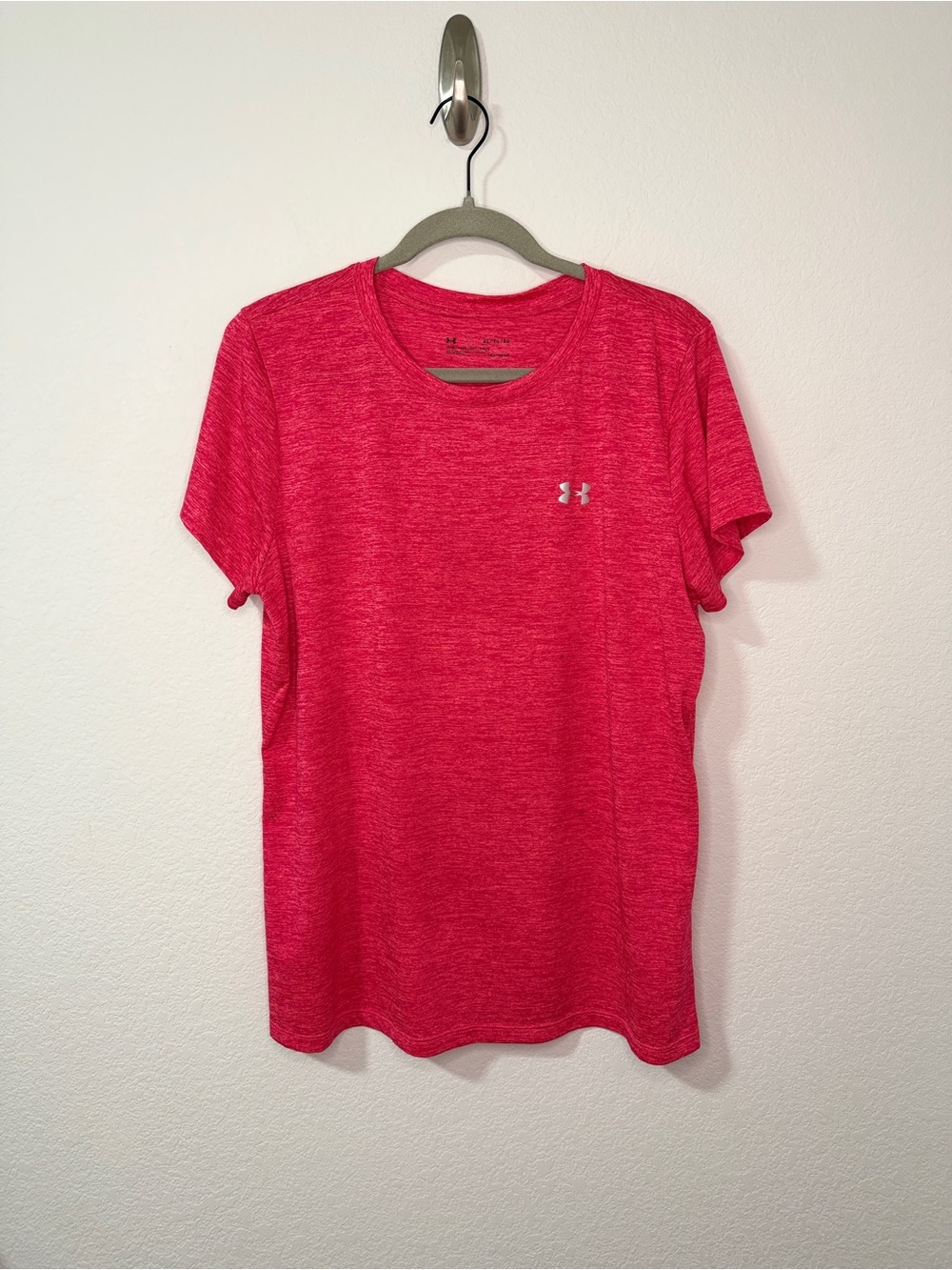 Under Armour Women's Heathered Pink Short Sleeve Performance Tee